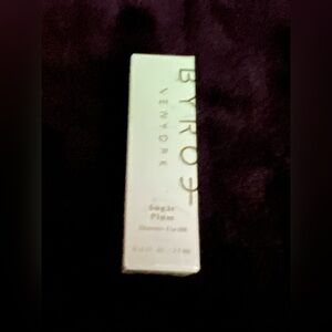 BYROE New York Sugar Plum Shimmer Lip oil/Lipstick